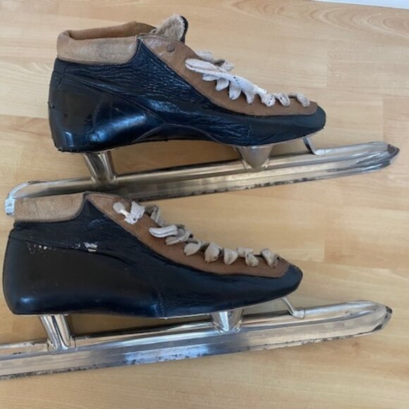 Viking Speed skates / Reachers Size 7 ladies / 37 EU - Picture 1 of 1